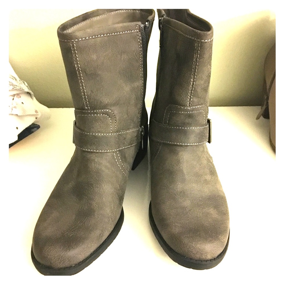 Anne Klein Boots